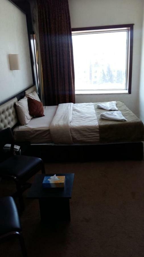 Teeba Palace Hotel Suites Amman Exterior photo